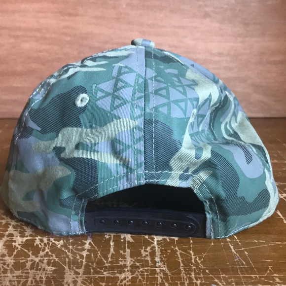 Hat - Picture 2 of 4